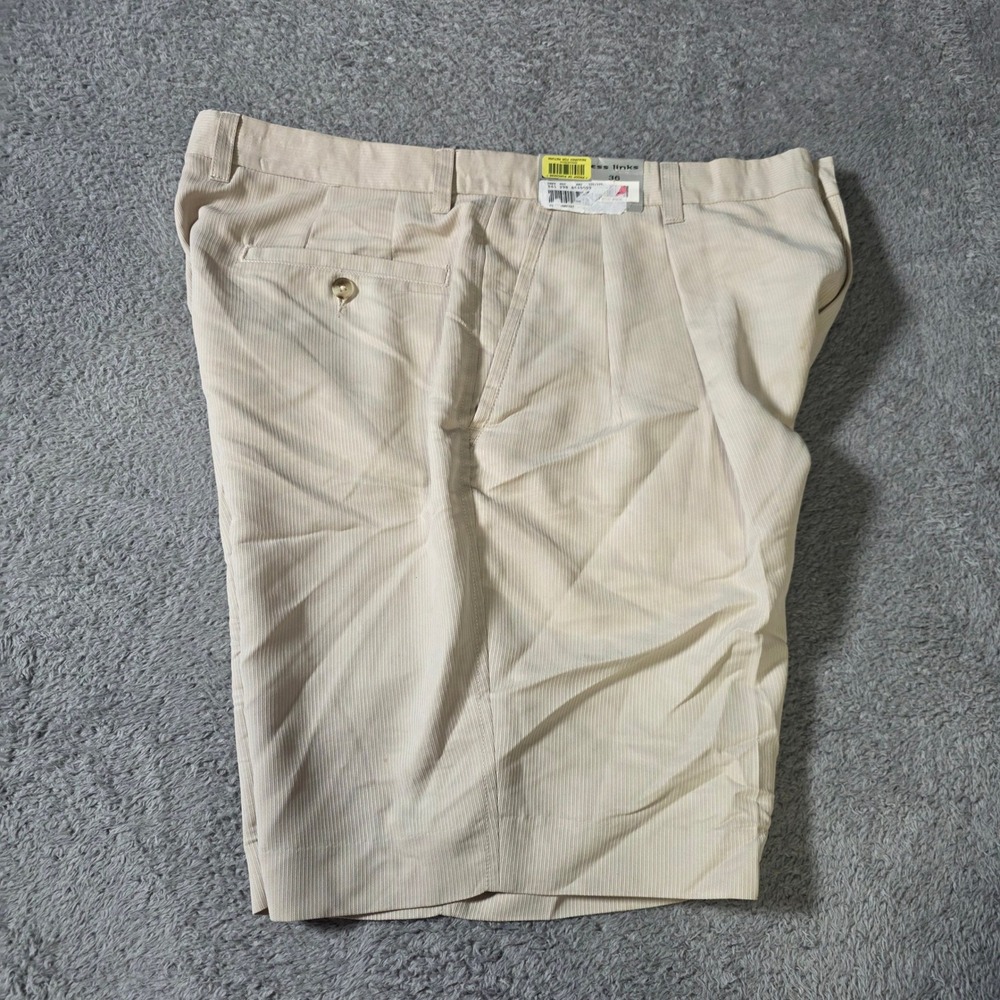 Cypress Links Mens 36 Pleated Golf Shorts Beige Textured Micro Ribbed Rayon Blnd